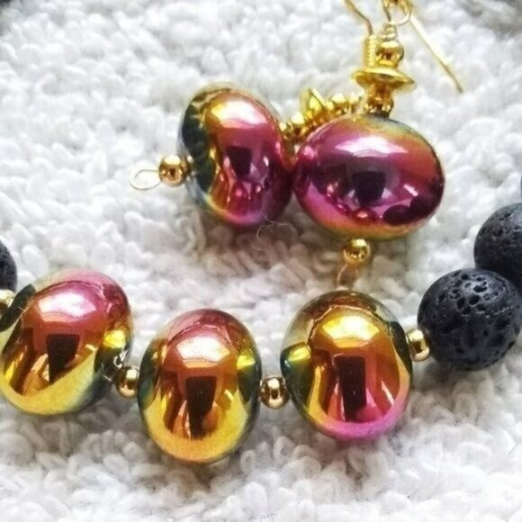 GIFT SET! Magenta Rose Gold + Lava Rock Beads ~ Vibrant Bold Bracelet + Earrings - Picture 4 of 12